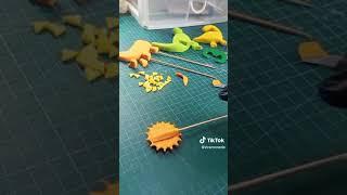 dinosaur fondant topper tutorial