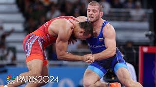 Aaron Brooks stunned in the final seconds of 86kg freestyle semifinal | Paris Olympics | NBC Sports