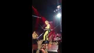 Pink - So What (London - O2 Arena)