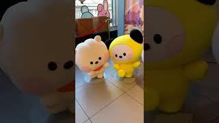 new giant Chimmy on display at Line Friends in LA!  #bt21 #bt21_universe #bt21chimmy #bts #btsarmy