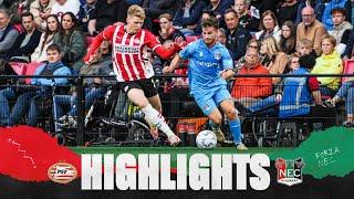 Vroege rode kaart leidt eenvoudige 2-0 zege PSV in | Highlights #PSVNEC