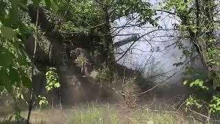 russian 2S19 Msta S tank  in action #russia #russiaukrainewar #army #tanks #ukraine