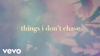 Carly Pearce - things I don’t chase (Lyric Video)