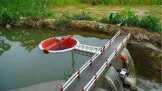 Hydroelectric Design With Turbines In The Middle Of The Lake