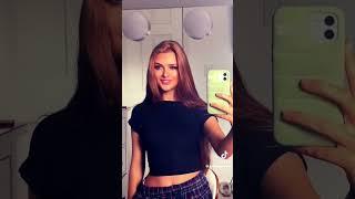 Bella Anderson - TikTok