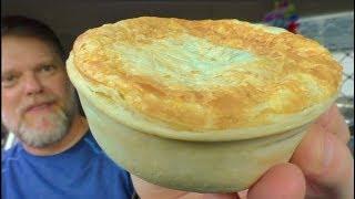 7 Eleven Australian Meat Pie Review