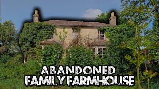 The ABANDONED FARMHOUSE - Rooms full of belongings!