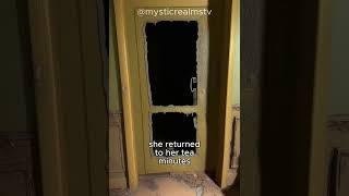 The Echoing Knock - A Spine-Tingling Tale of Fear and Mystery by @MysticRealmsTV