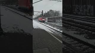 Lokomotive im Schnee