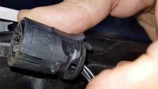 Vauxhall Astra 2015 Daytime side light bulb removal