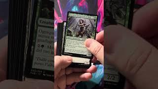 Opening a Magic the Gathering Italian Theros Beyond Death Booster!