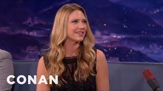 Anna Torv Left Beer Out For Australian Santa Claus | CONAN on TBS