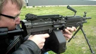 M249 SAW PARA 200 rds wide open!!