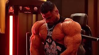 Iraqi bodybuilder Ali Al Zarkani - Chest & triceps workout