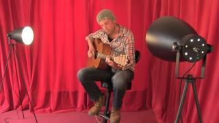 Paul Tasker performs Rising for a TRADtv Live Room Session