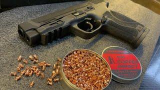 Umarex Airgun Smith and Wesson M&P 45 M2.0 C02 Powered cal 177 quick review and testing