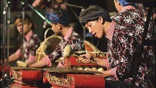 "Ulugimsan Vatanim" performed by the Indonesian jazz group. Grand jazz festival in Uzbekistan.