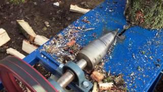 БЕНЗИНОВЫЙ ДРОВОКОЛ  Wood splitter for home and garden