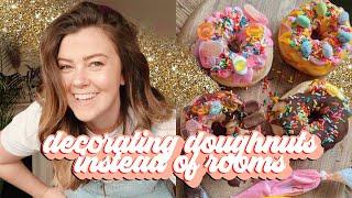 HOME VLOG - DIDN'T DECORATE ROOMS BUT DID DECORATE DOUGHNUTS | LUCY WOOD