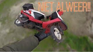 Niet nog eens... 70cc Scooter Sjeezen || DutchRiders