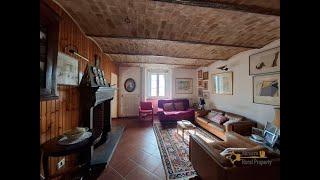 Six-bedroom stone house with character details and panoramic view. Abruzzo hills.