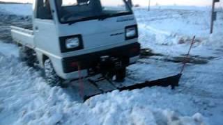 Suzuki Carry Mini Truck plowing snow