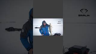 «Паркую» кабанчика а рядом тело на льду