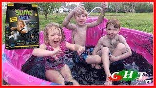 Kids play is Batman Baff Slime! Slime Baff Challenge