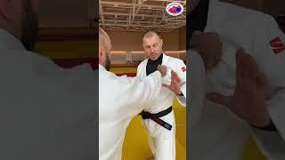 Виталий Макаров - выход из захвата "клюшка" #секретычемпионов #judo