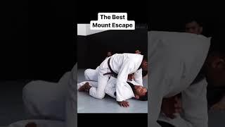 The best mount escape #bjj #jiujitsu #brazilianjiujitsu