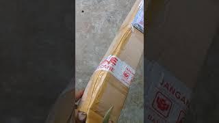 Unboxing tripod