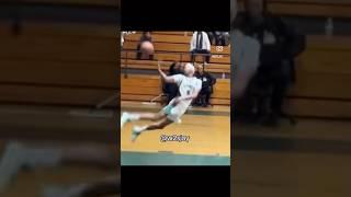 The internet is still undefeated needed this laugh   #jusmyketv #basketball #relax  #funny