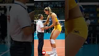 Volleyball Player Steals the Spotlight with Interview Performance! ep.496 #volleyball #short #hoacon