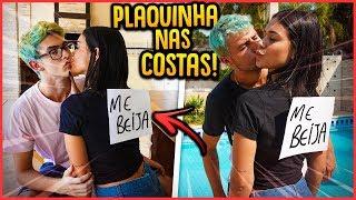 ESCREVEMOS "ME BEIJE" NAS COSTAS DA NOSSA AMIGA!! - TROLLANDO AMIGA [ REZENDE EVIL ]