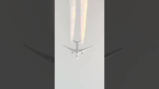 Flight Lines – The Poetry of the Sky ️ #E190