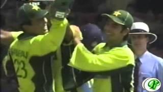 PakPassion.net Video Classics: Rana Naved ul Hasan 6/27 vs India 2005