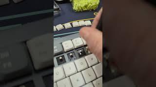 Quick video on how to remove hot-swap switches from a low-profile keyboard - NuPhy Air #lowprofile