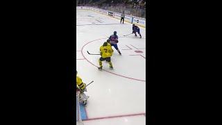 Garrett Lindberg scores for USA