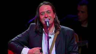 Must See Flashback:  Bouzouki Solo and Yiannis Kotsiras Sings Ela Ke Kopse Me Sta Dio