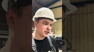 ЕДИНСТВЕННЫЙ СЛЕСАРЬ #shorts