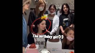 Dahmo, Kiss Kiss The Birthday Girl - TWICE