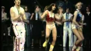 Rick Dees and his Cast of Idiots - Disco Duck  TOTP ( 1976 )