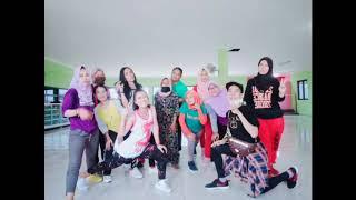 Zin 87 | SALSA | AFRO | HIPHOP | ZUMBA CHOREOGRAPHY | ZIN UCRIIETT KARAWANG