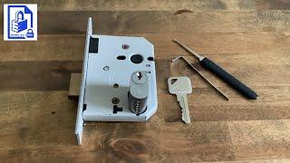 935. Eurospec oval cylinder lock inside mortice door lock picked open with cheap half ball lock pick