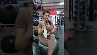 Tante nge gym