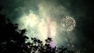 Tour Eiffel fireworks, 14 July 2015 - Skyfall