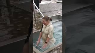 GIRLSBATHE IN ICE WATER / EPIPHANY BATHING! New |#104 КРЕЩЕНСКИЕ КУПАНИЯ 2024 | Winter Swim #shorts