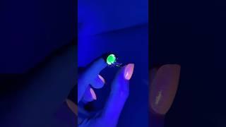 A 1940s uranium glass ring for your next party trick! #mjvjewelry #vintagejewelry