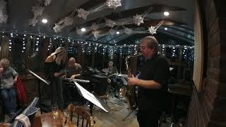 Winter Wonderland - Sarah-Jane Hassell with the Andy MacLean Band