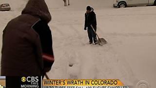 Huge snowstorm hits Colorado